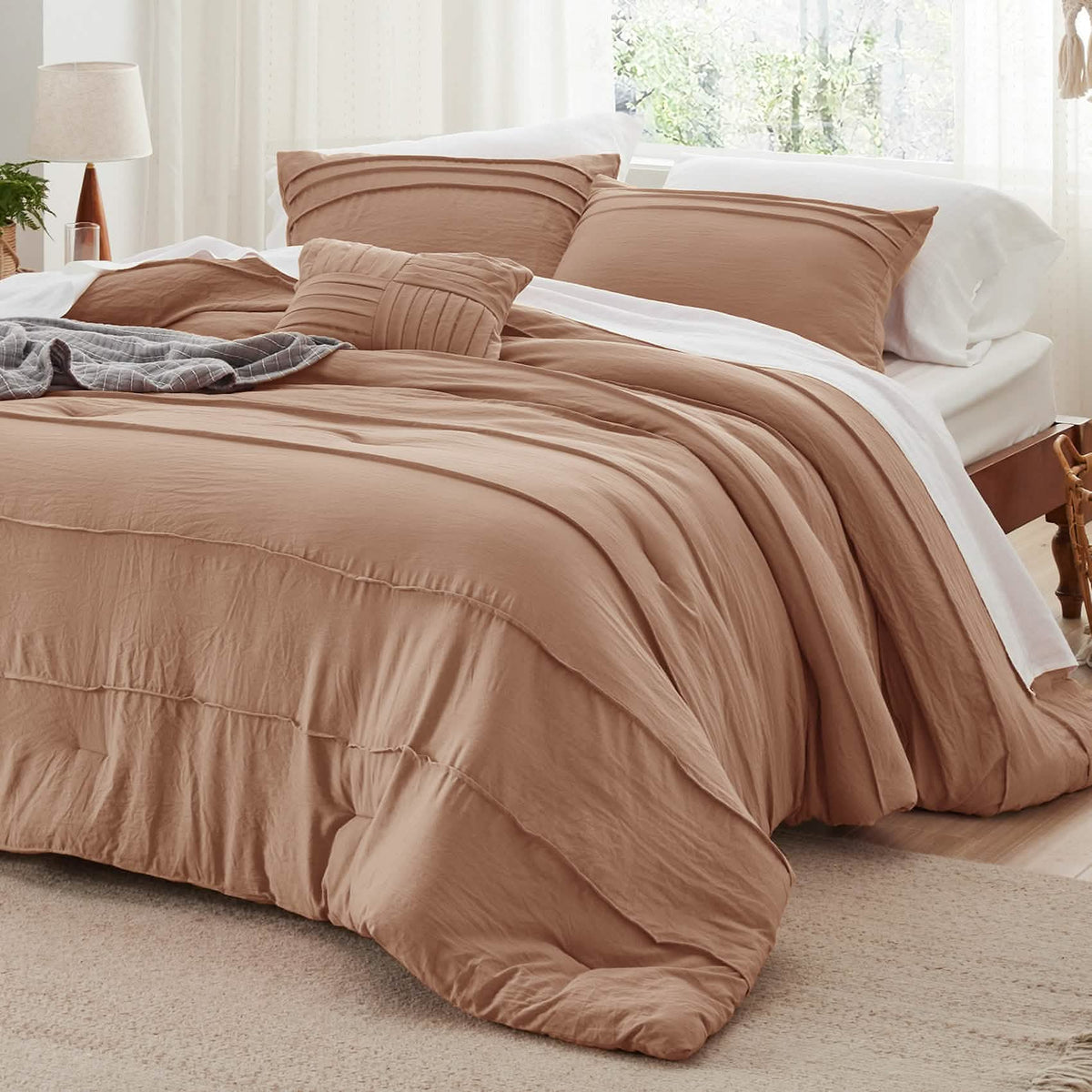 Bed Comforter, Pinch Pleat Set for Year-Round Bedroom Comfort and Restful Sleep, 5 Sizes and 19 Colors image 41