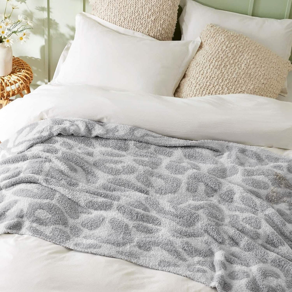 Cozy Throw Blanket, Feather Yarn, Lightweight Design, Machine-Washable Care for Sofas, Beds and Relaxing at Home, 2 Sizes and 12 Colors image 41