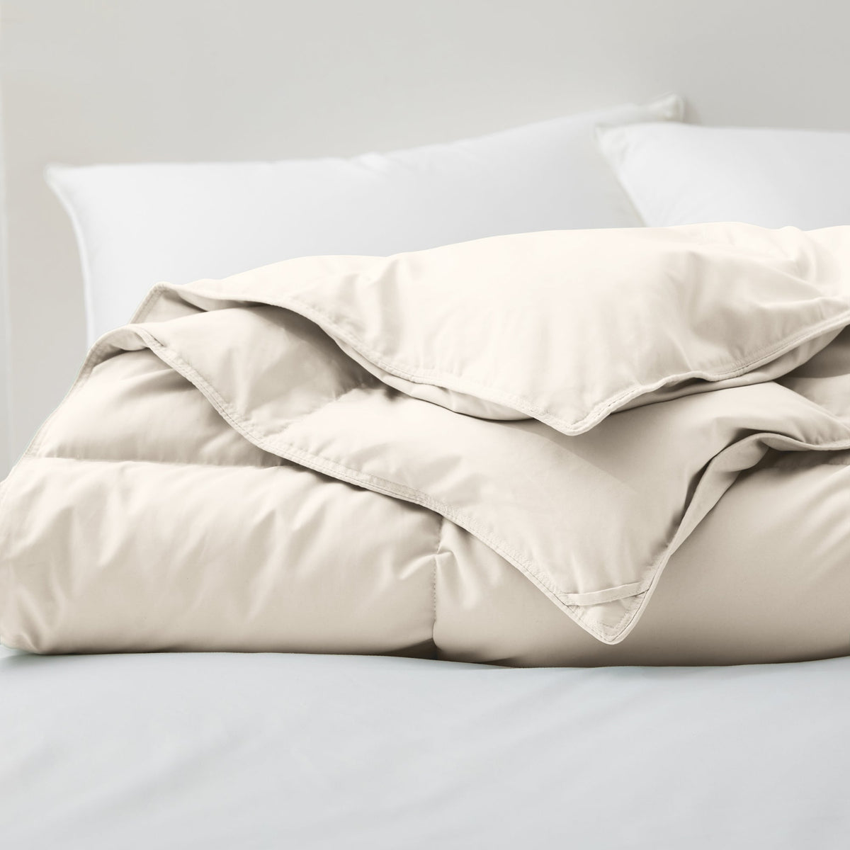 Down & Feather Comforter, Goose, Lightweight Design, Machine-Washable Care for Everyday Bedding and Comfortable Sleep, 4 Sizes and 8 Colors image 42