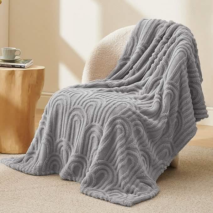 Cozy Throw Blanket, Arch Shaggy Sherpa Fleece, Lightweight Design, Machine-Washable Care for Living Rooms, Bedrooms and Everyday Lounging image 42