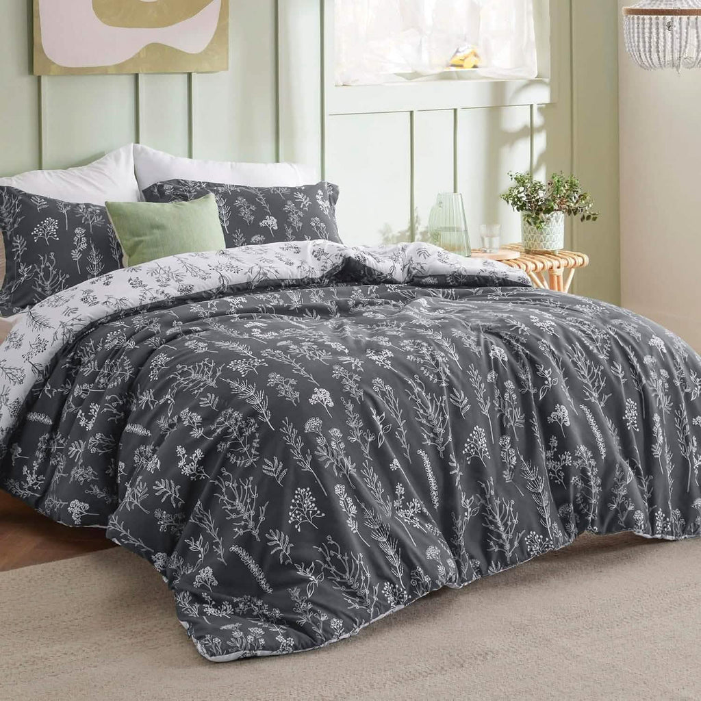 Duvet Cover Set, Reversible Floral Print, Breathable Construction for Bedroom Bedding Refresh and Everyday Comfort, 4 Sizes and 13 Colors image 43