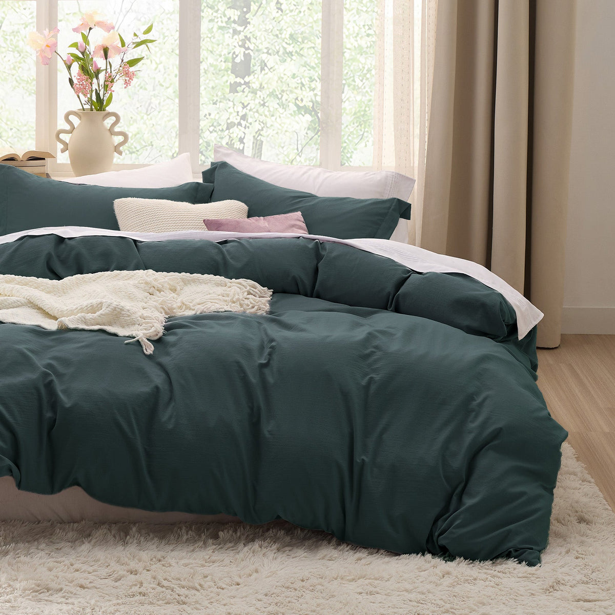 Duvet Cover Set, Ultra Soft Hypoallergenic Microfiber, Lightweight Design for Guest Rooms and Everyday Bedroom Styling image 44