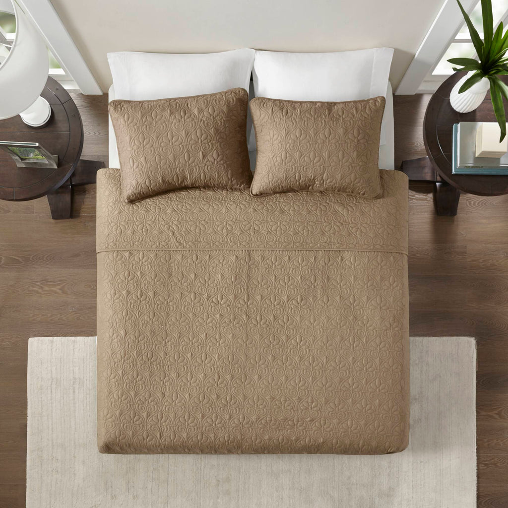 Cozy Throw Blanket, Quebec 3 Piece Reversible Quilt Set, Lightweight Design, Machine-Washable Care for Sofas, Beds and Relaxing at Home image 44