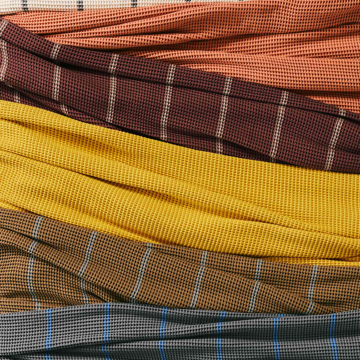 Cozy Throw Blanket, Dreamweave Waffle Bed Last Call, Cooling Comfort, Breathable Construction for Sofas, Beds and Relaxing at Home image 45