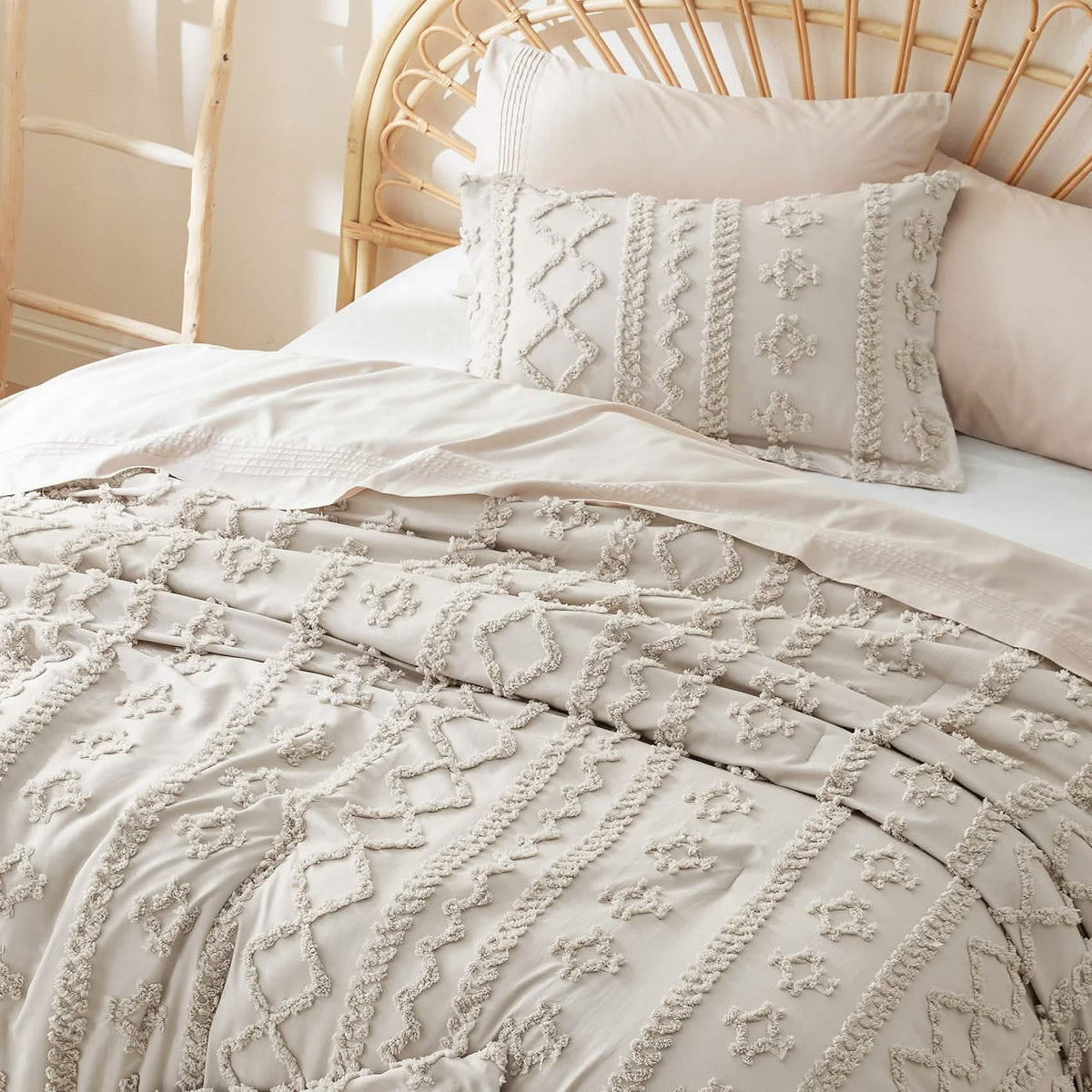 Bed Comforter, Boho Deluxe Embroidery Set, Breathable Construction, Machine-Washable Care for Everyday Bedding and Comfortable Sleep image 45