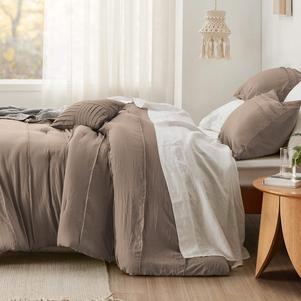 Bed Comforter, Pinch Pleat Set for Year-Round Bedroom Comfort and Restful Sleep, 5 Sizes and 19 Colors image 48