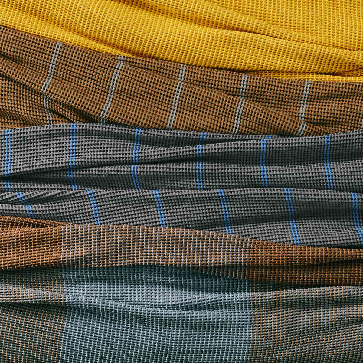 Cozy Throw Blanket, Dreamweave Waffle Bed Last Call, Cooling Comfort, Breathable Construction for Sofas, Beds and Relaxing at Home image 49