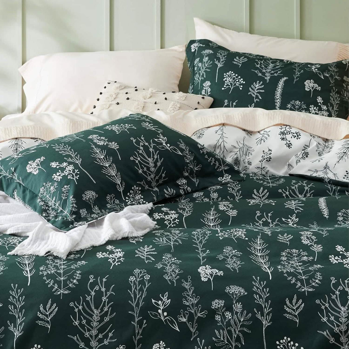 Duvet Cover Set, Reversible Floral Print, Breathable Construction for Bedroom Bedding Refresh and Everyday Comfort, 4 Sizes and 13 Colors image 49