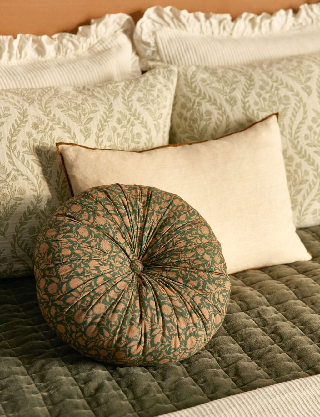 Bed Pillow, Carys Contrast Linen for Everyday Sleep and Guest Room Bedding, 8 Color Options image 50