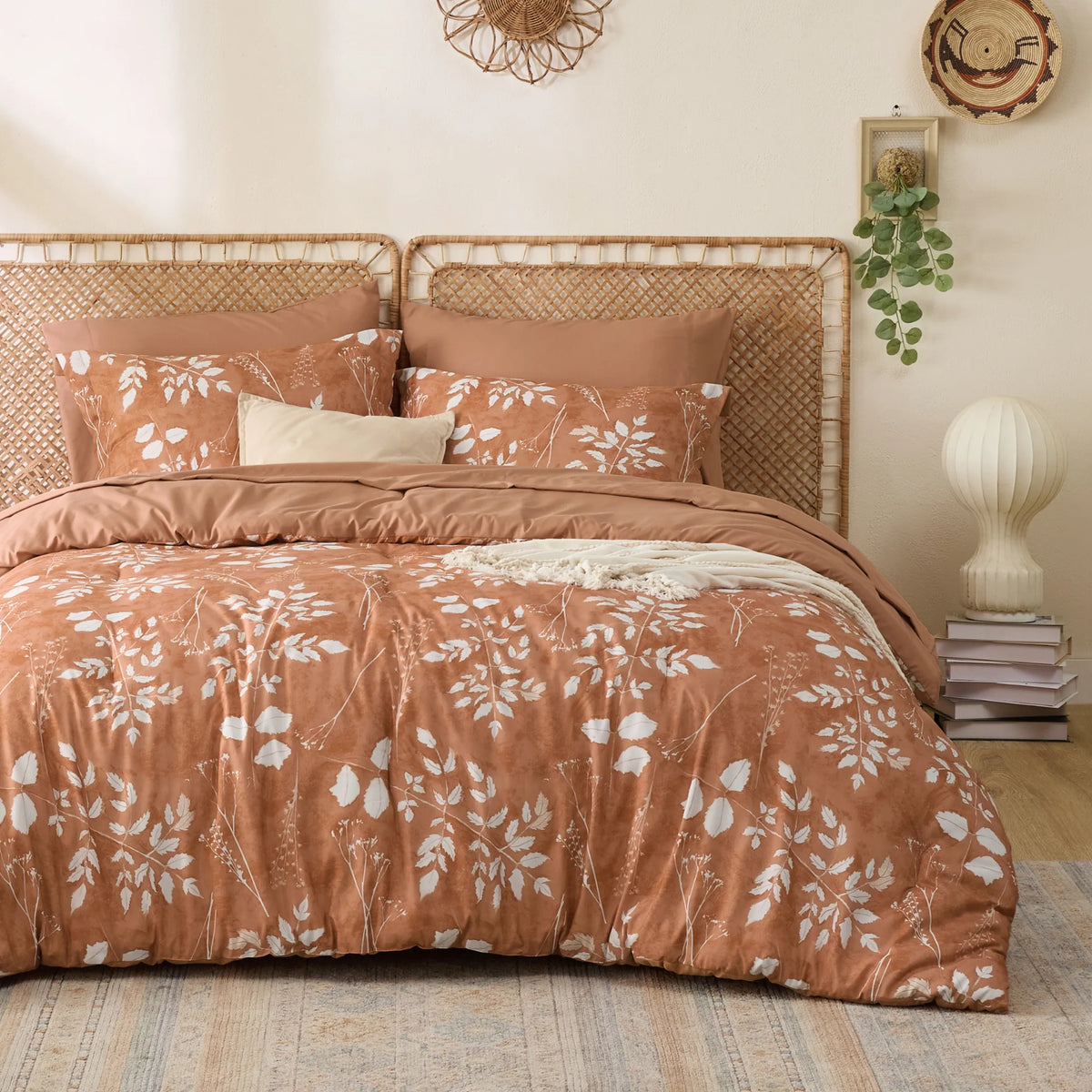 Bed Comforter, Elegant Floral Sets for Everyday Bedding and Comfortable Sleep, 4 Sizes and 15 Colors image 50
