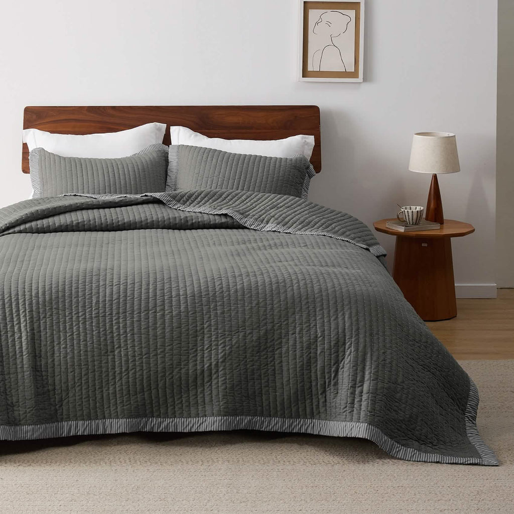 Cozy Throw Blanket, Corduroy Pattern Quilt Set, Breathable Construction for Living Rooms, Bedrooms and Everyday Lounging image 50