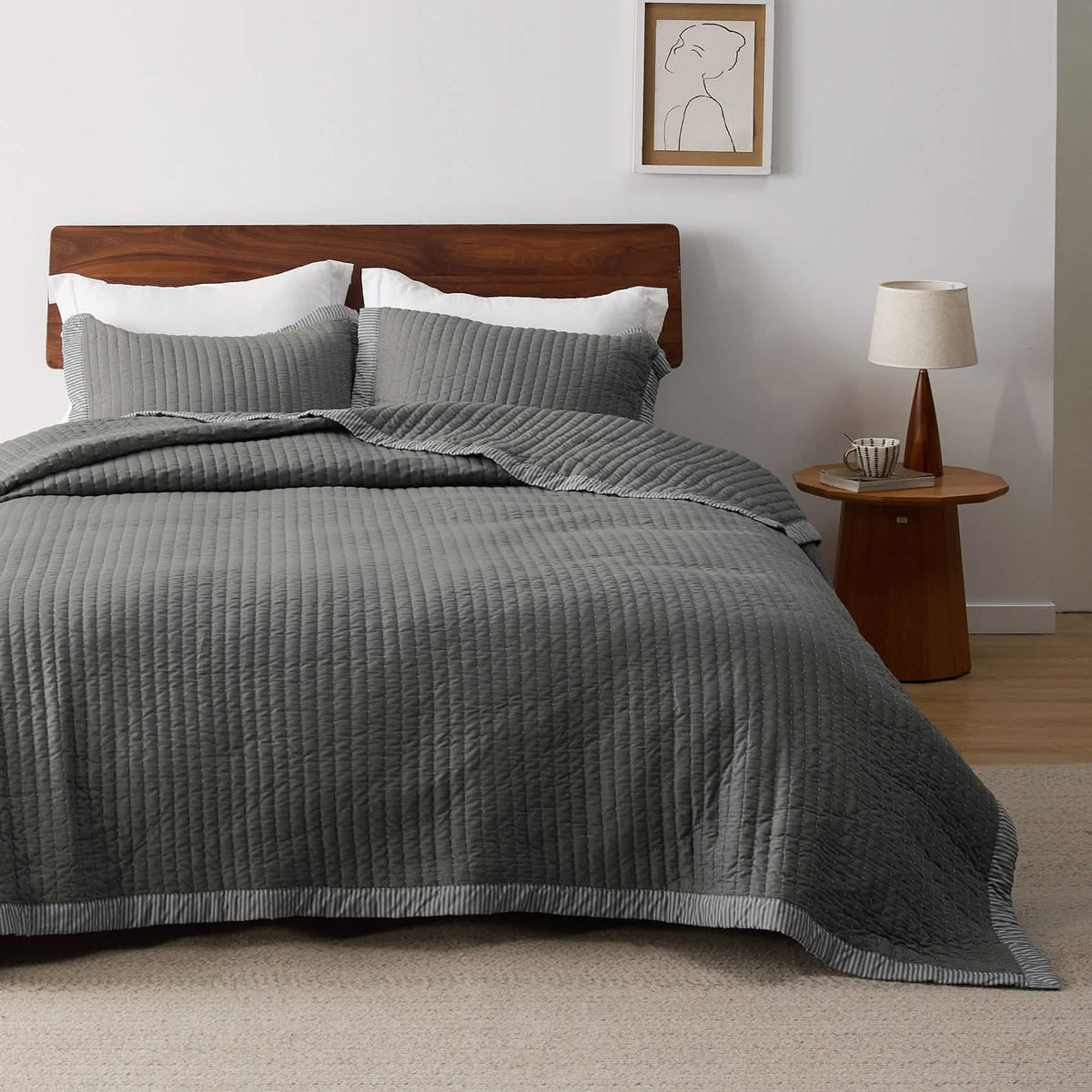 Cozy Throw Blanket, Corduroy Pattern Quilt Set, Breathable Construction for Living Rooms, Bedrooms and Everyday Lounging image 50