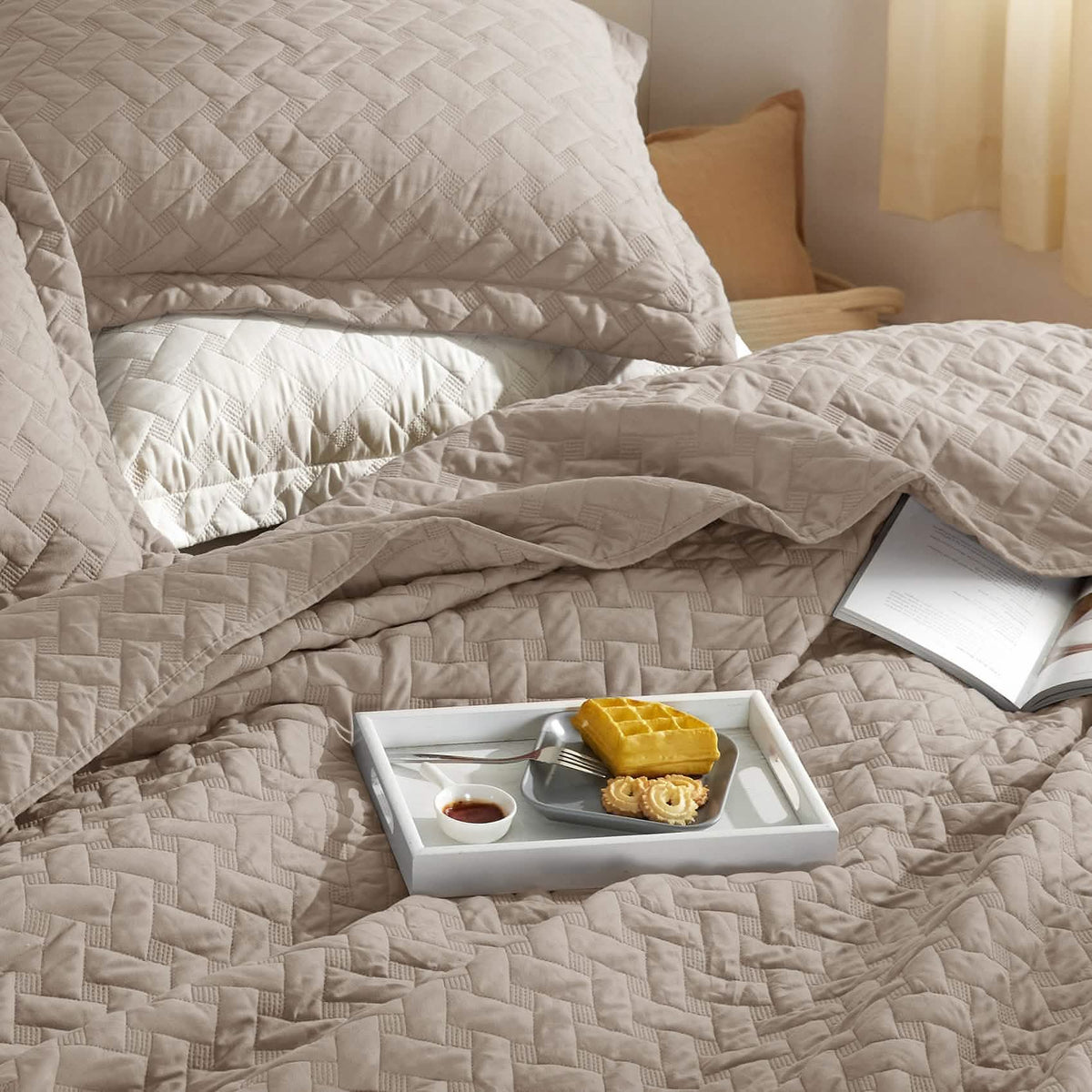 Cozy Throw Blanket, Basket weave Quilt Set, Lightweight Design for Living Rooms, Bedrooms and Everyday Lounging, 6 Sizes and 17 Colors image 51