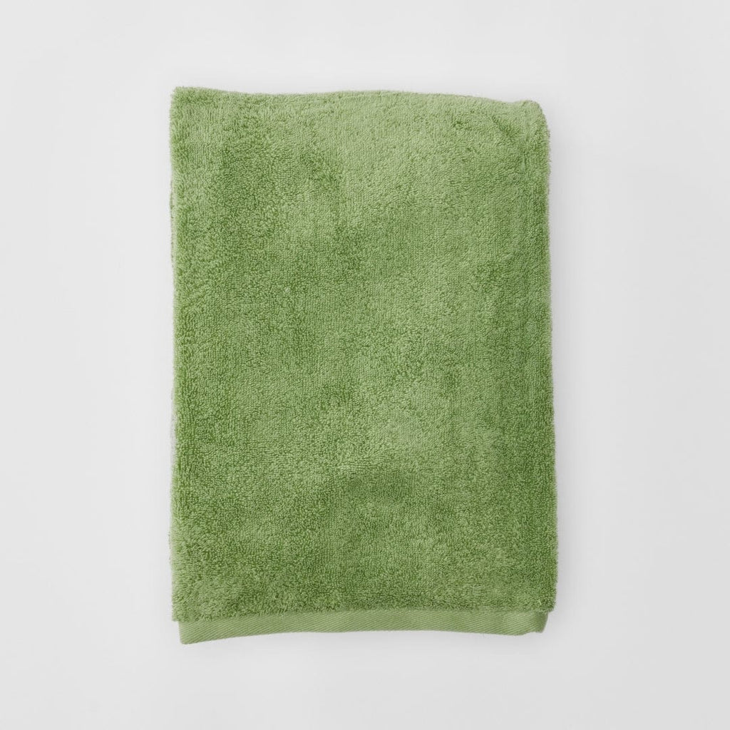 Bath Towel, Basic for Daily Bathroom Routines and Guest Baths, 10 Color Options, Designed for Home Bathrooms and Everyday Care image 55