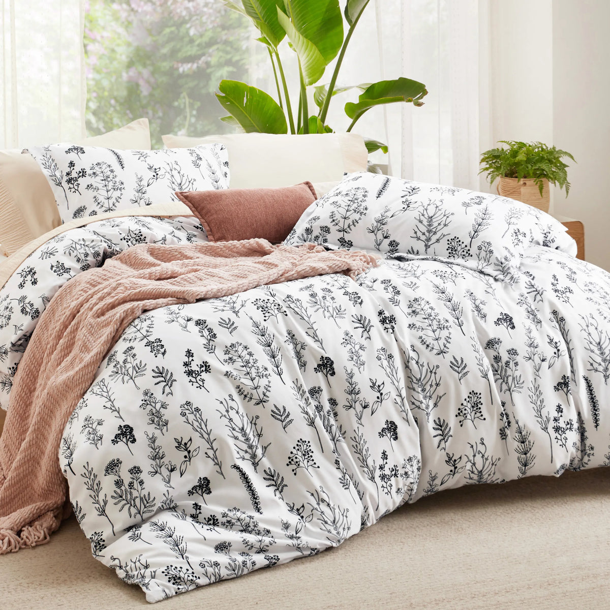 Down & Feather Comforter, Floral Set, Machine-Washable Care for Everyday Bedding and Comfortable Sleep, 7 Sizes and 13 Colors image 59