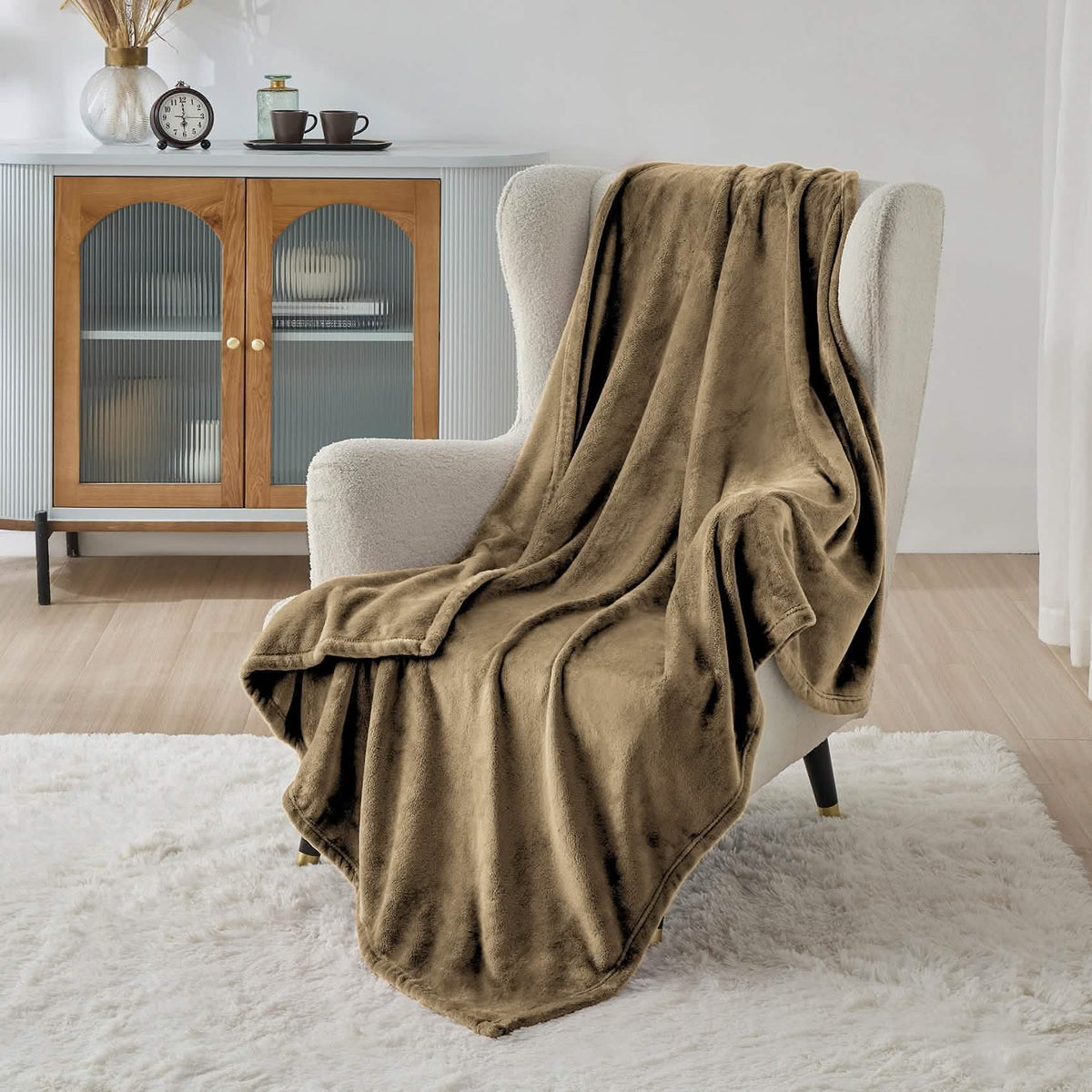 Cozy Throw Blanket, Flannel Fleece 300gsm, Lightweight Design for Living Rooms, Bedrooms and Everyday Lounging, 4 Sizes and 29 Colors image 60