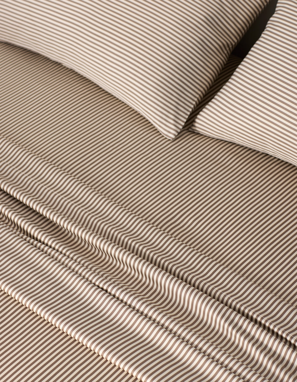 Fitted Sheet, Bamboo, Breathable Construction for Bedroom Comfort, Bed Layering and Everyday Sleep, 6 Sizes and 23 Colors image 61