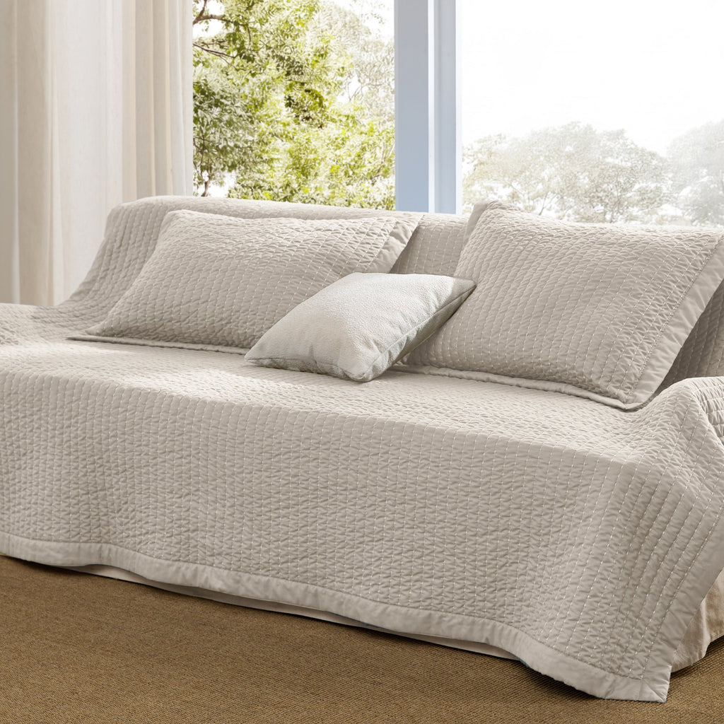 Cozy Throw Blanket, Corduroy Pattern Quilt Set, Breathable Construction for Living Rooms, Bedrooms and Everyday Lounging image 62