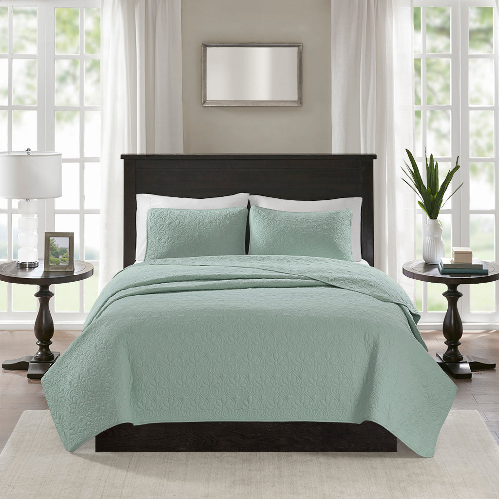 Cozy Throw Blanket, Quebec 3 Piece Reversible Quilt Set, Lightweight Design, Machine-Washable Care for Sofas, Beds and Relaxing at Home image 63