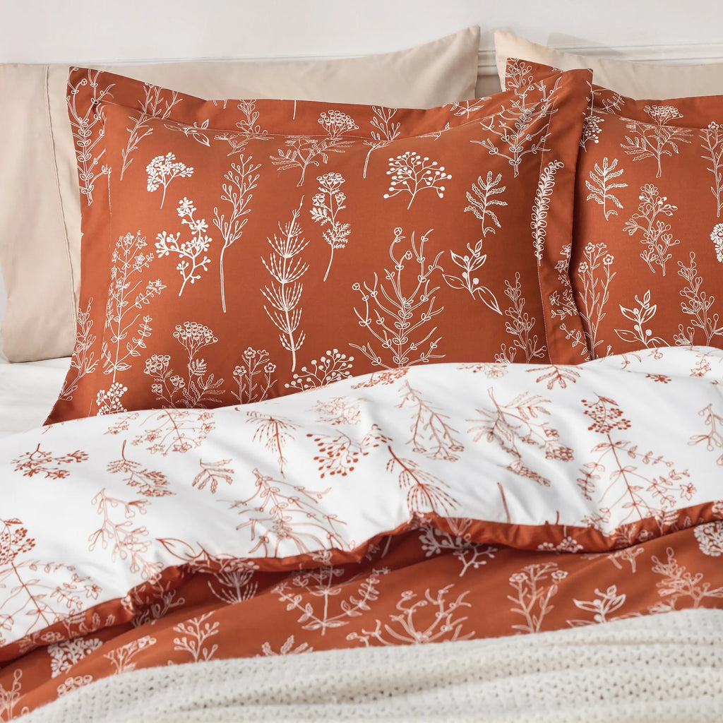 Down & Feather Comforter, Floral Set, Machine-Washable Care for Everyday Bedding and Comfortable Sleep, 7 Sizes and 13 Colors image 63