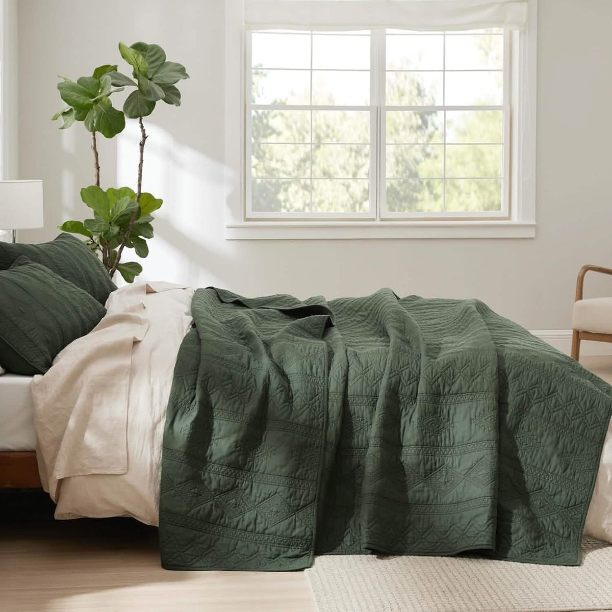 Cozy Throw Blanket, Voile Cotton Quilt Set, Lightweight Design, Breathable Construction for Sofas, Beds and Relaxing at Home image 64