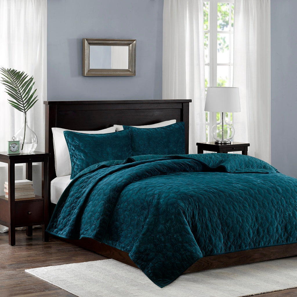 Cozy Throw Blanket, Harper 3 Piece Velvet Quilt Set, Machine-Washable Care for Sofas, Beds and Relaxing at Home, 2 Sizes and 7 Colors image 64