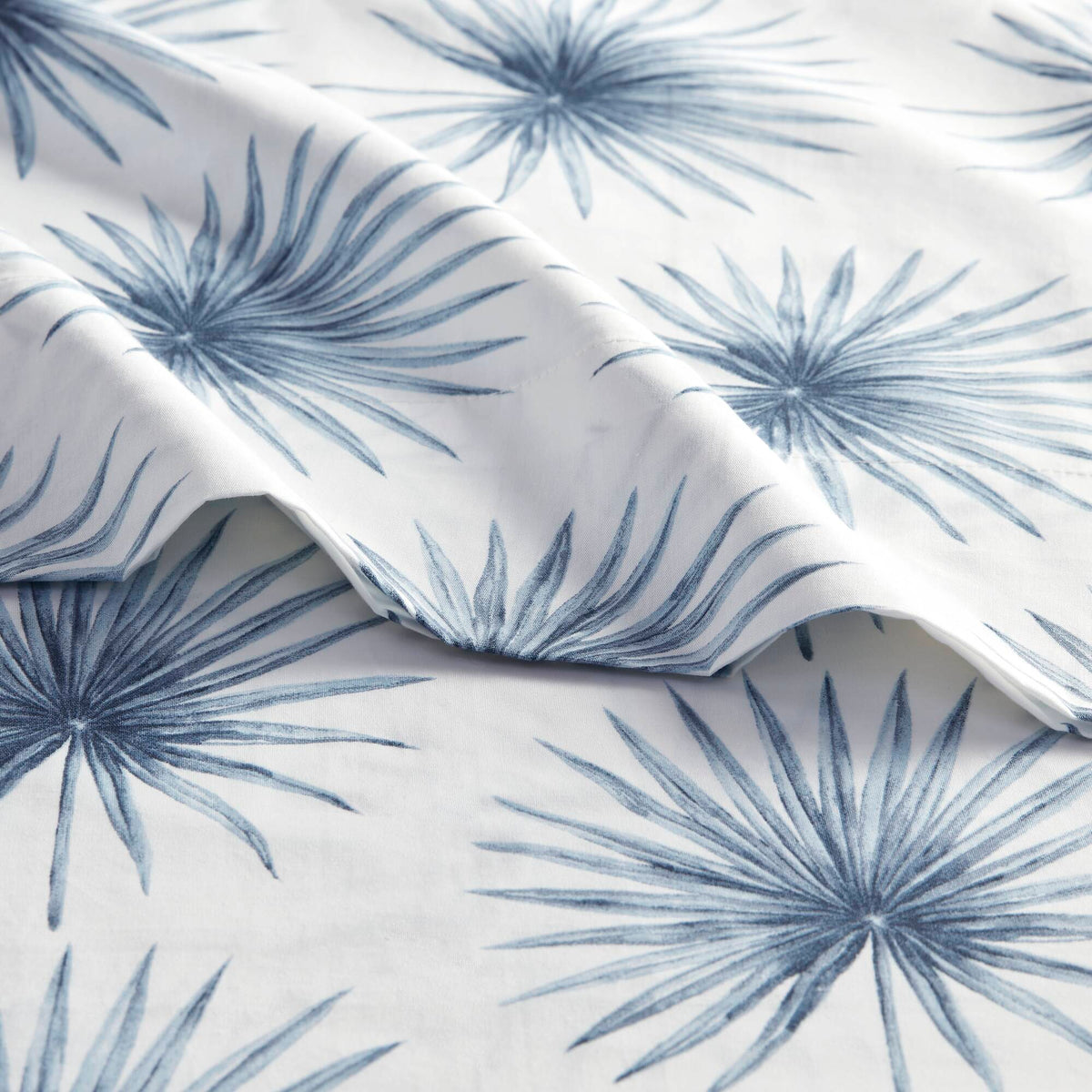 Bed Sheet Set, 200 Thread Count Printed Cotton, Breathable Construction, Machine-Washable Care for Master Bedrooms, Guest Beds and Daily Use image 66