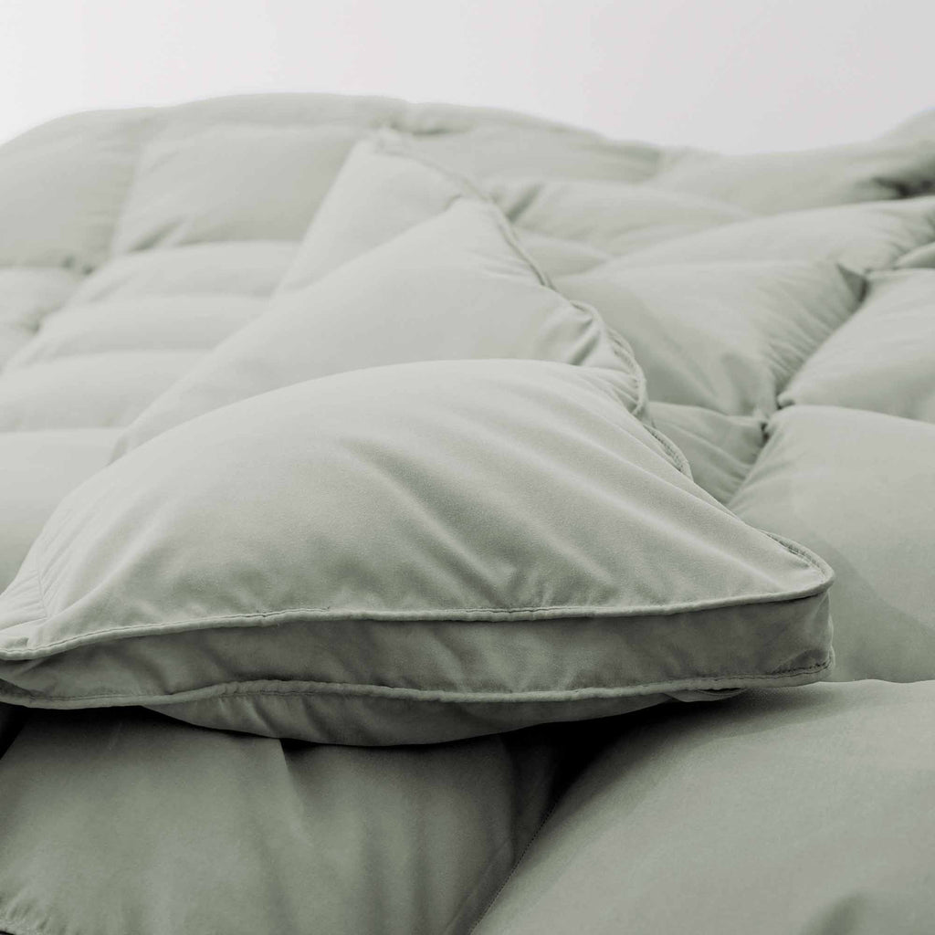 Down & Feather Comforter, Goose, Lightweight Design, Machine-Washable Care for Everyday Bedding and Comfortable Sleep, 4 Sizes and 8 Colors image 66
