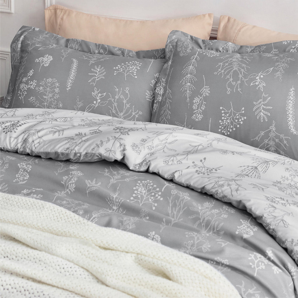 Duvet Cover Set, Reversible Floral Print, Breathable Construction for Bedroom Bedding Refresh and Everyday Comfort, 4 Sizes and 13 Colors image 67