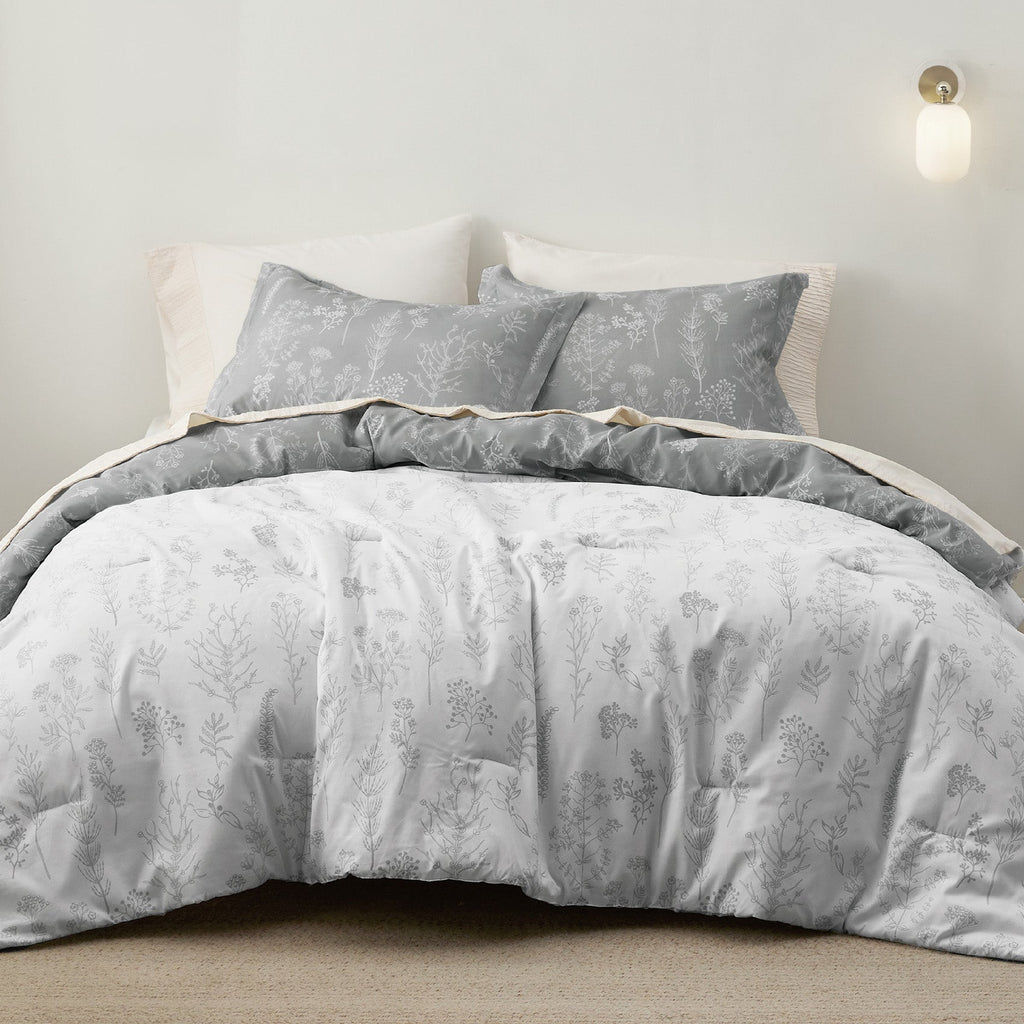 Duvet Cover Set, Reversible Floral Print, Breathable Construction for Bedroom Bedding Refresh and Everyday Comfort, 4 Sizes and 13 Colors image 68