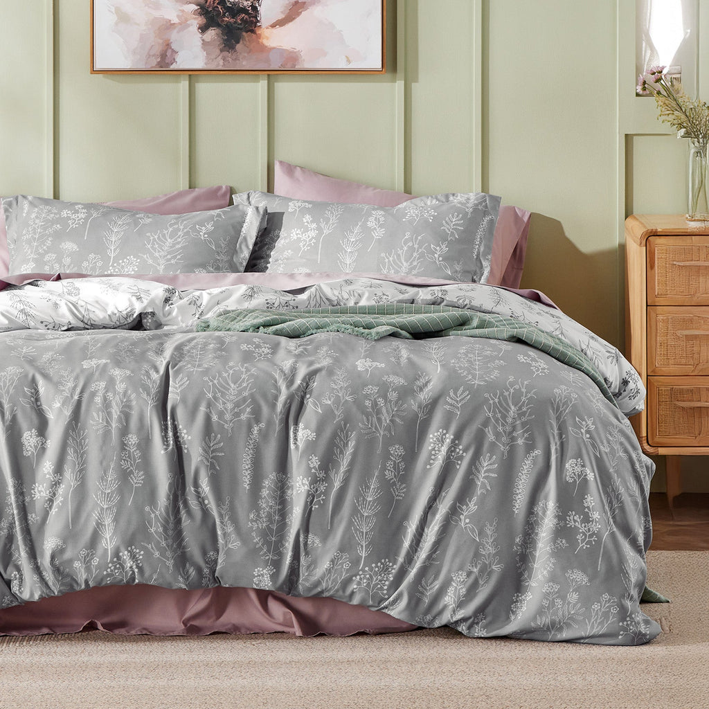 Duvet Cover Set, Reversible Floral Print, Breathable Construction for Bedroom Bedding Refresh and Everyday Comfort, 4 Sizes and 13 Colors image 69