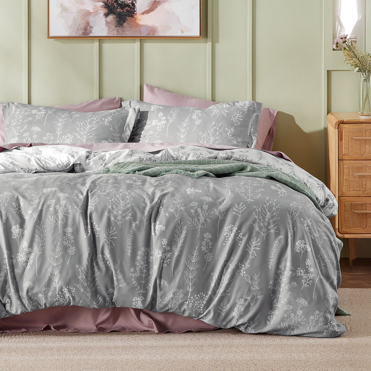 Duvet Cover Set, Reversible Floral Print, Breathable Construction for Bedroom Bedding Refresh and Everyday Comfort, 4 Sizes and 13 Colors image 69