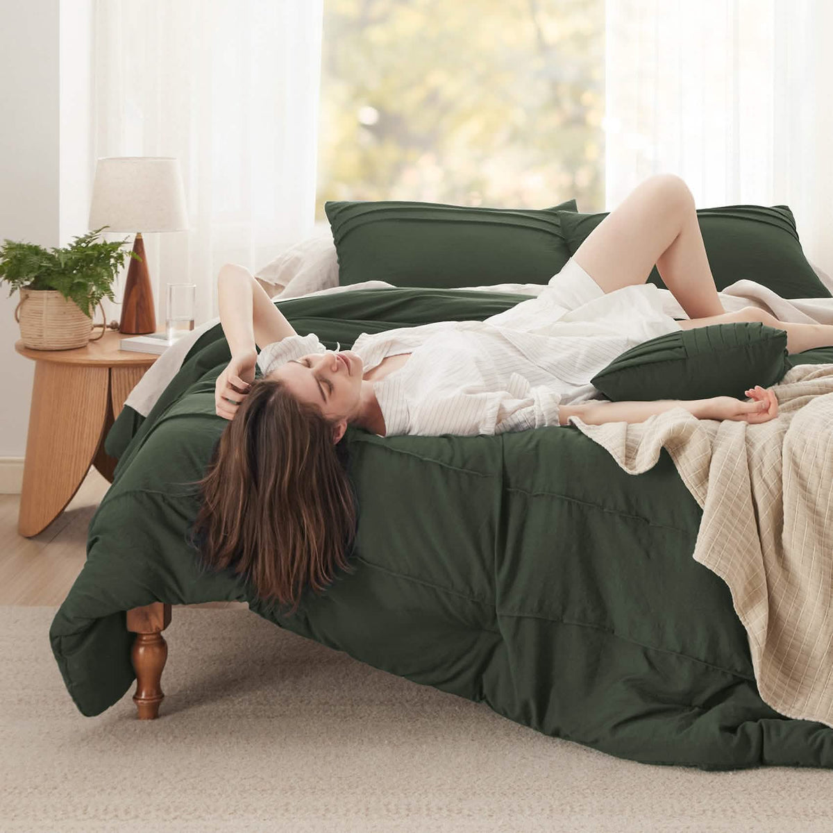 Bed Comforter, Pinch Pleat Set for Year-Round Bedroom Comfort and Restful Sleep, 5 Sizes and 19 Colors image 69