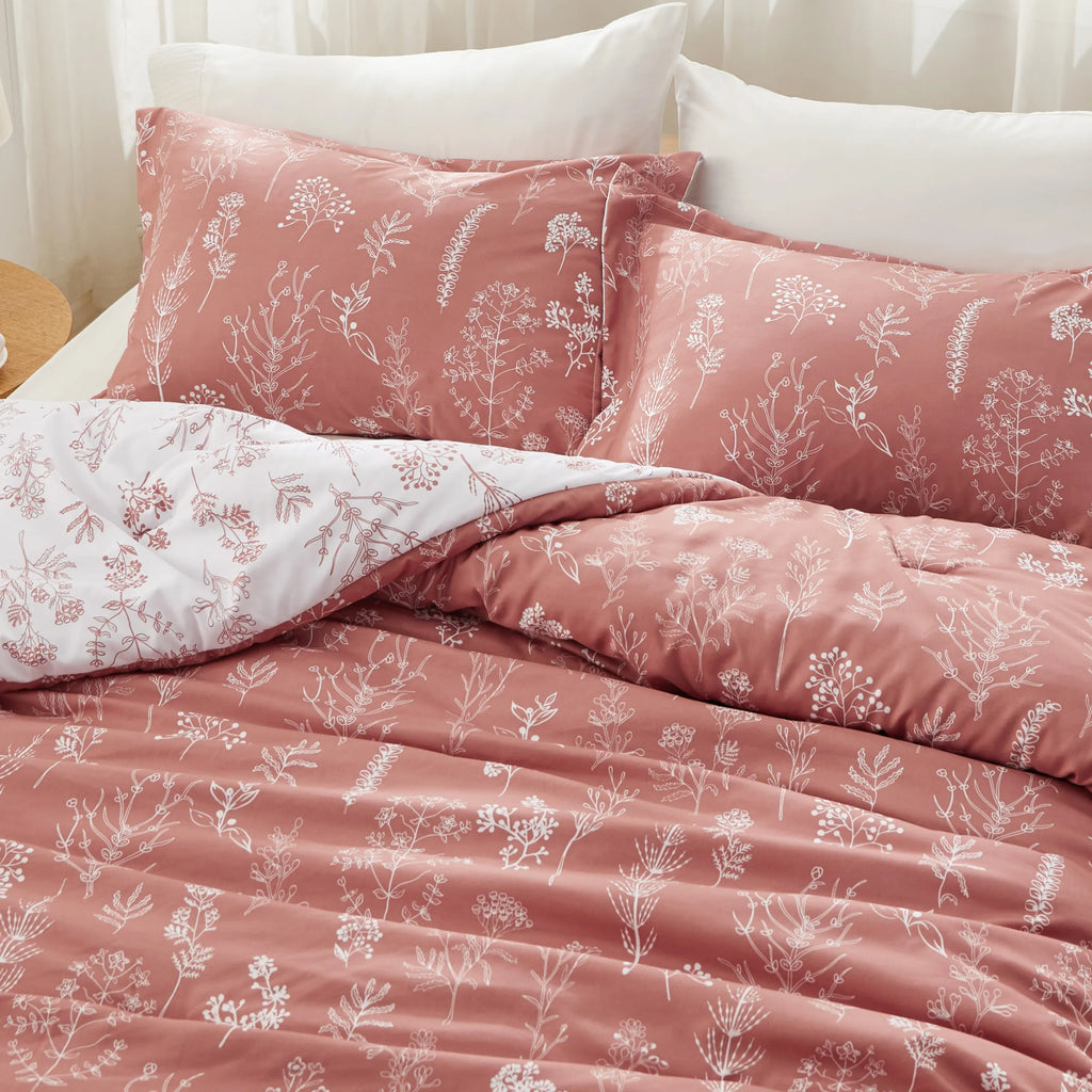 Down & Feather Comforter, Reversible Floral Print Set, Machine-Washable Care for Everyday Bedding and Comfortable Sleep image 69