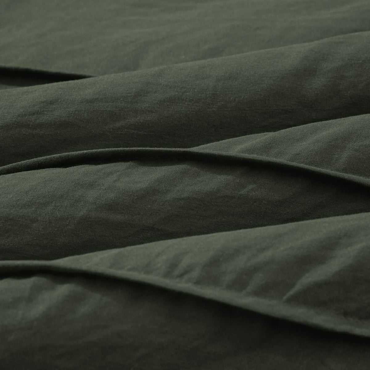 Bed Comforter, Pinch Pleat Set for Year-Round Bedroom Comfort and Restful Sleep, 5 Sizes and 19 Colors image 70