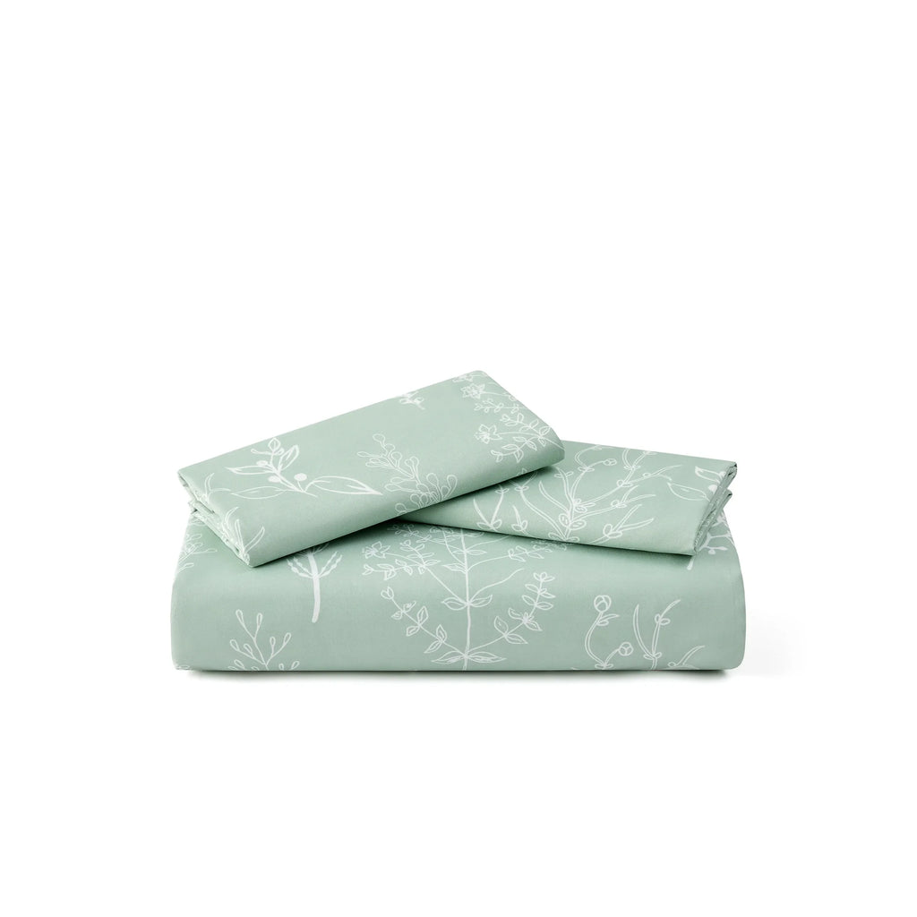 Duvet Cover Set, Reversible Floral Print, Breathable Construction for Bedroom Bedding Refresh and Everyday Comfort, 4 Sizes and 13 Colors image 70