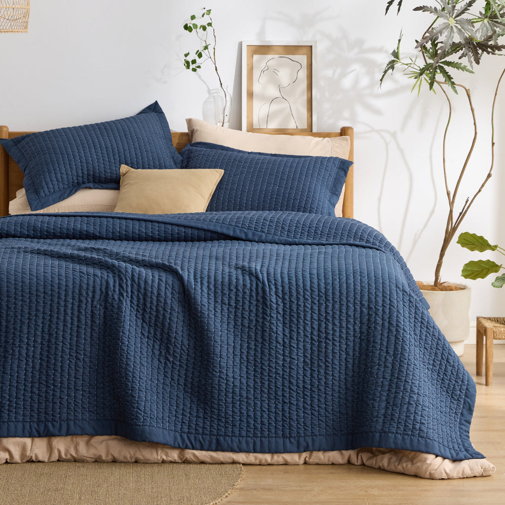 Cozy Throw Blanket, Corduroy Pattern Quilt Set, Breathable Construction for Living Rooms, Bedrooms and Everyday Lounging image 71
