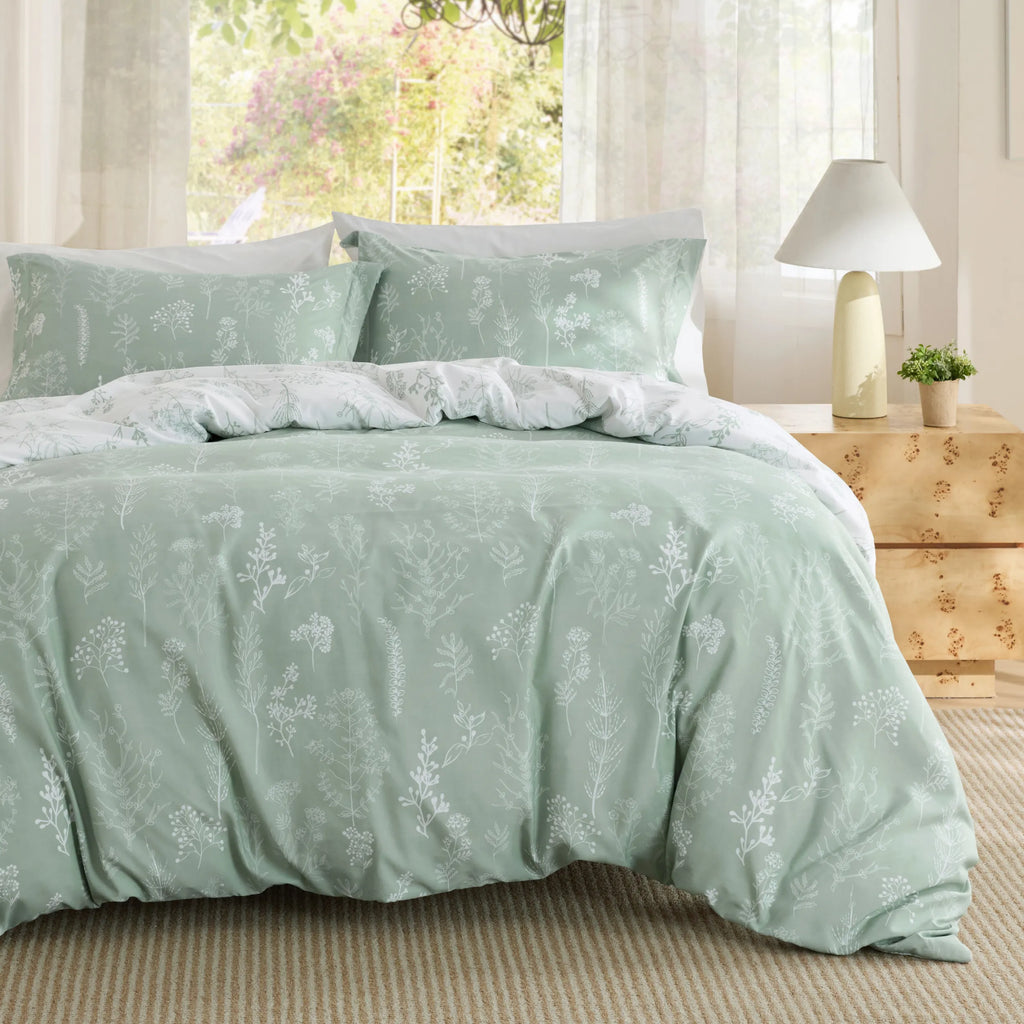 Duvet Cover Set, Reversible Floral Print, Breathable Construction for Bedroom Bedding Refresh and Everyday Comfort, 4 Sizes and 13 Colors image 72
