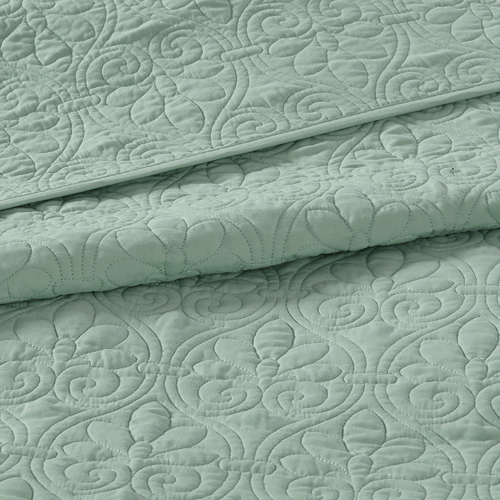 Cozy Throw Blanket, Quebec 3 Piece Reversible Quilt Set, Lightweight Design, Machine-Washable Care for Sofas, Beds and Relaxing at Home image 73