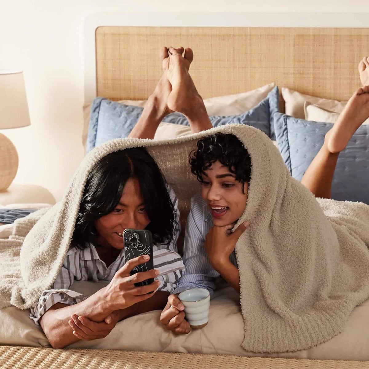 Cozy Throw Blanket, Feather Yarn, Lightweight Design, Machine-Washable Care for Sofas, Beds and Relaxing at Home, 2 Sizes and 12 Colors image 74