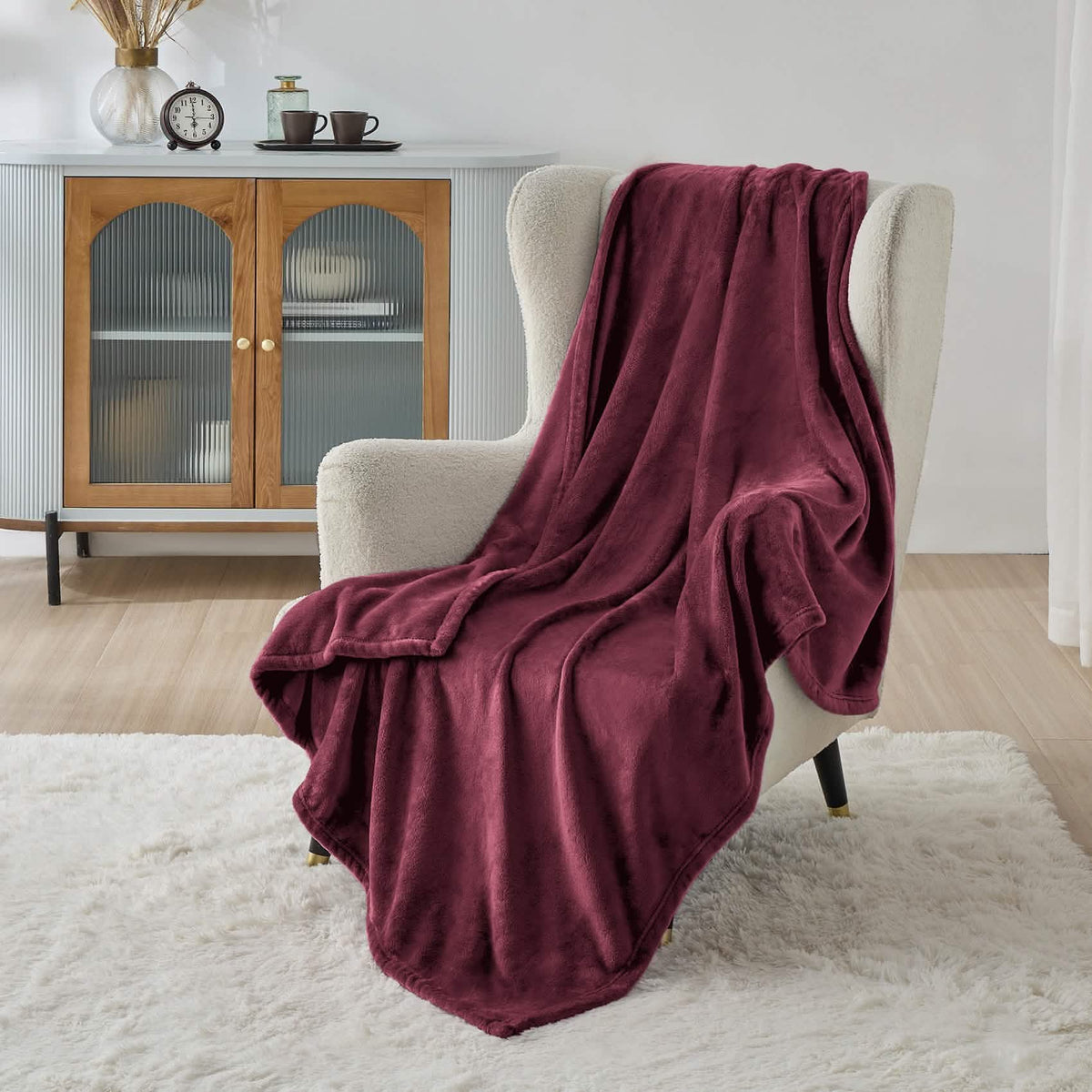 Cozy Throw Blanket, Flannel Fleece 300gsm, Lightweight Design for Living Rooms, Bedrooms and Everyday Lounging, 4 Sizes and 29 Colors image 74