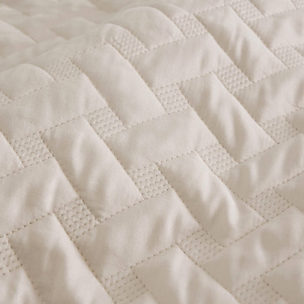 Cozy Throw Blanket, Basket weave Quilt Set, Lightweight Design for Living Rooms, Bedrooms and Everyday Lounging, 6 Sizes and 17 Colors image 75