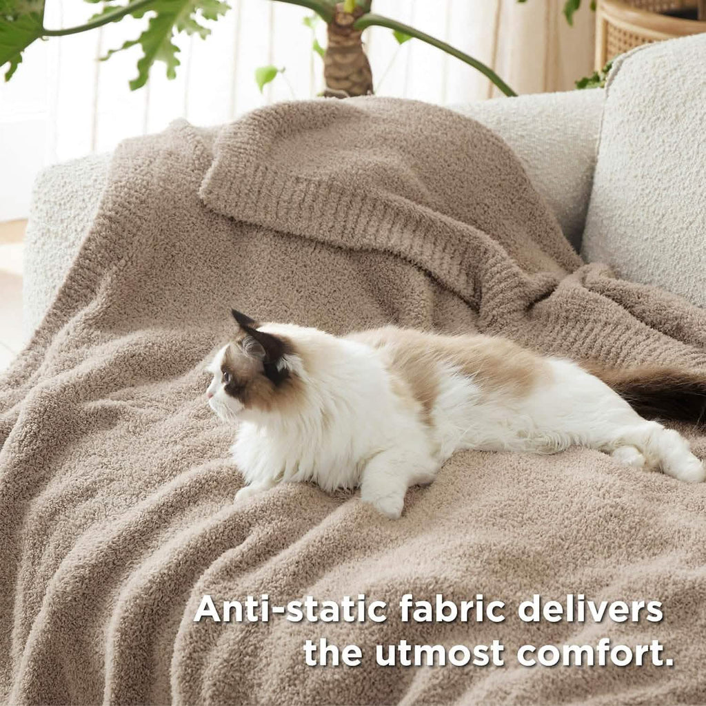 Cozy Throw Blanket, Feather Yarn, Lightweight Design, Machine-Washable Care for Sofas, Beds and Relaxing at Home, 2 Sizes and 12 Colors image 75