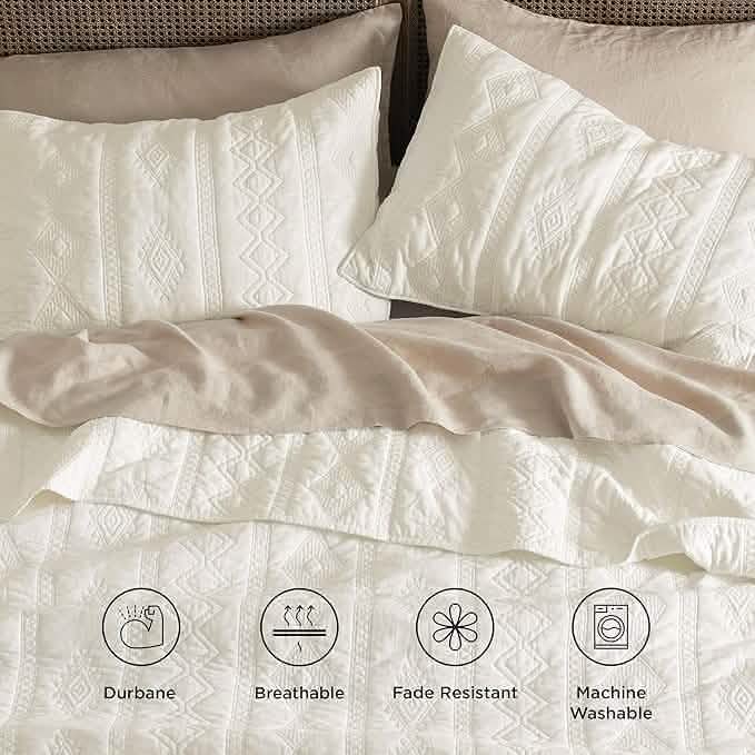 Cozy Throw Blanket, Voile Cotton Quilt Set, Lightweight Design, Breathable Construction for Sofas, Beds and Relaxing at Home image 75