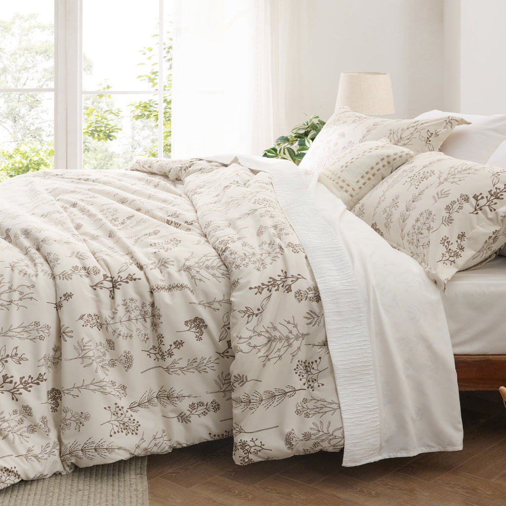 Down & Feather Comforter, Floral Set, Machine-Washable Care for Everyday Bedding and Comfortable Sleep, 7 Sizes and 13 Colors image 75