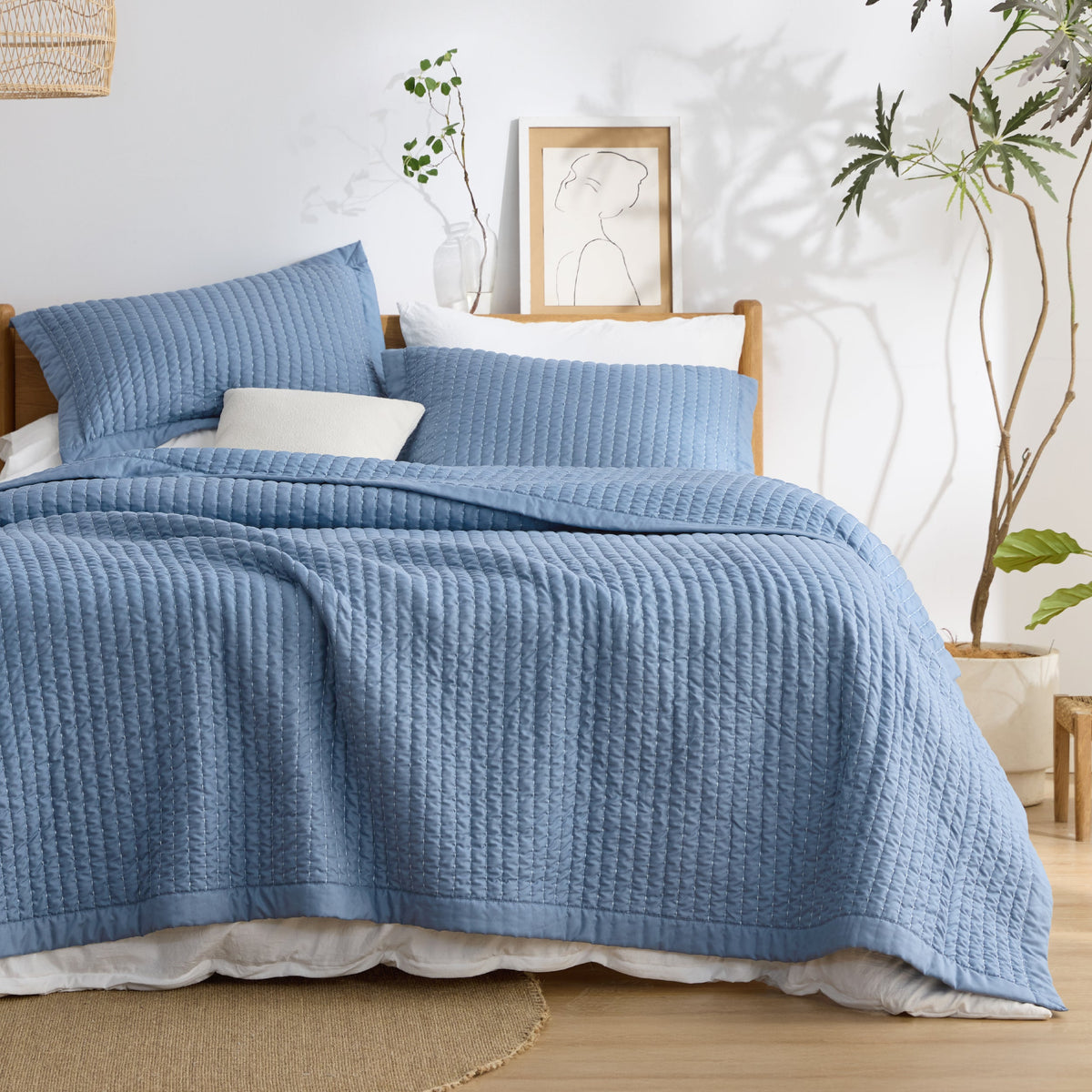 Cozy Throw Blanket, Corduroy Pattern Quilt Set, Breathable Construction for Living Rooms, Bedrooms and Everyday Lounging image 76