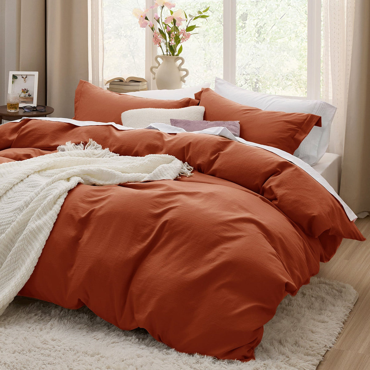 Duvet Cover Set, Ultra Soft Hypoallergenic Microfiber, Lightweight Design for Guest Rooms and Everyday Bedroom Styling image 77