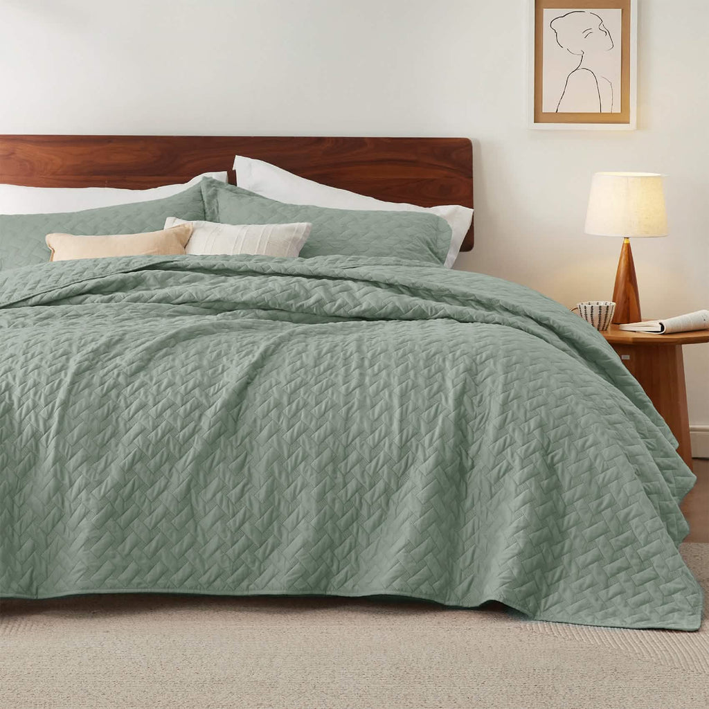 Cozy Throw Blanket, Basket weave Quilt Set, Lightweight Design for Living Rooms, Bedrooms and Everyday Lounging, 6 Sizes and 17 Colors image 85