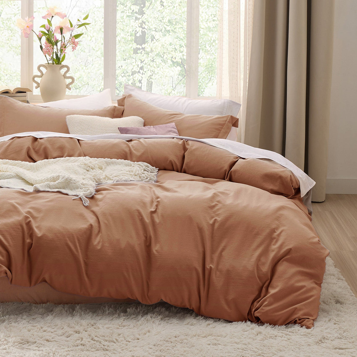 Duvet Cover Set, Ultra Soft Hypoallergenic Microfiber, Lightweight Design for Guest Rooms and Everyday Bedroom Styling image 86