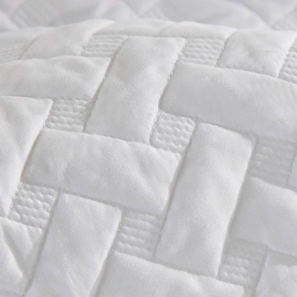Cozy Throw Blanket, Basket weave Quilt Set, Lightweight Design for Living Rooms, Bedrooms and Everyday Lounging, 6 Sizes and 17 Colors image 99